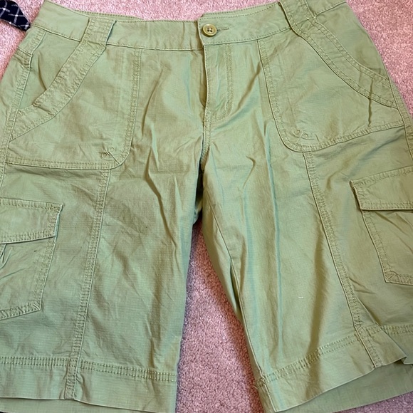 Jag Jeans Shorts Jag Ladies Green Cargo Shorts Size 2 Poshmark